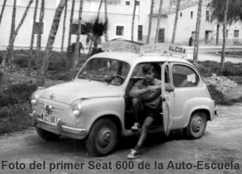 Hace 50 años nos dijo adiós el Seat 600, el coche que sentó las